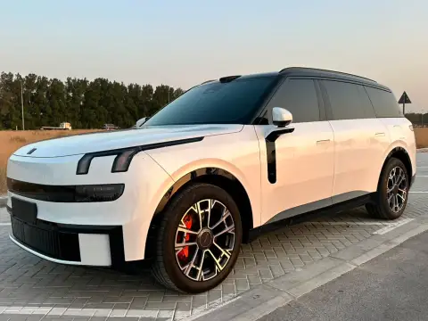Lynk & Co 900 2.0T